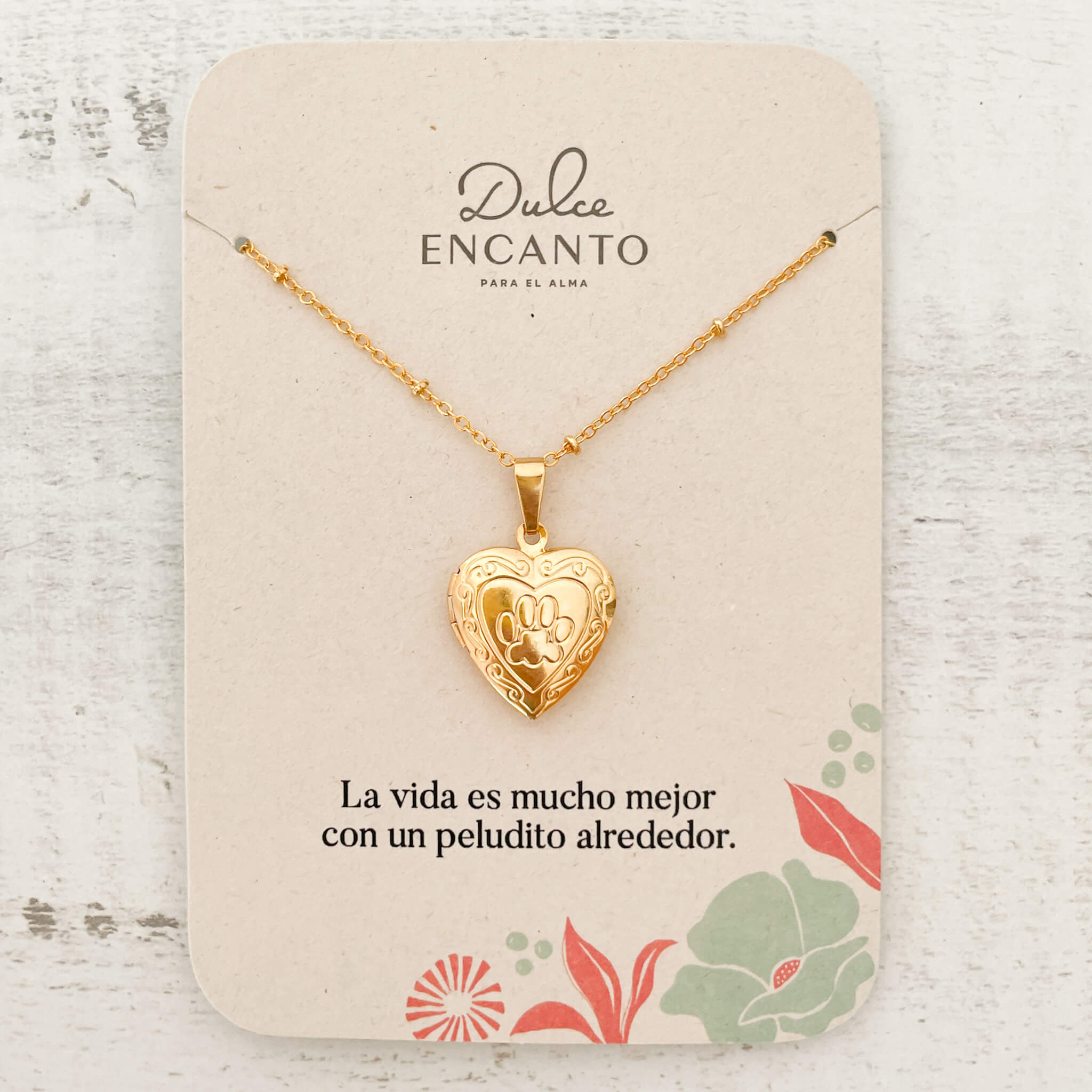 Cadena Relicario Corazón Huella Mascota con Significado