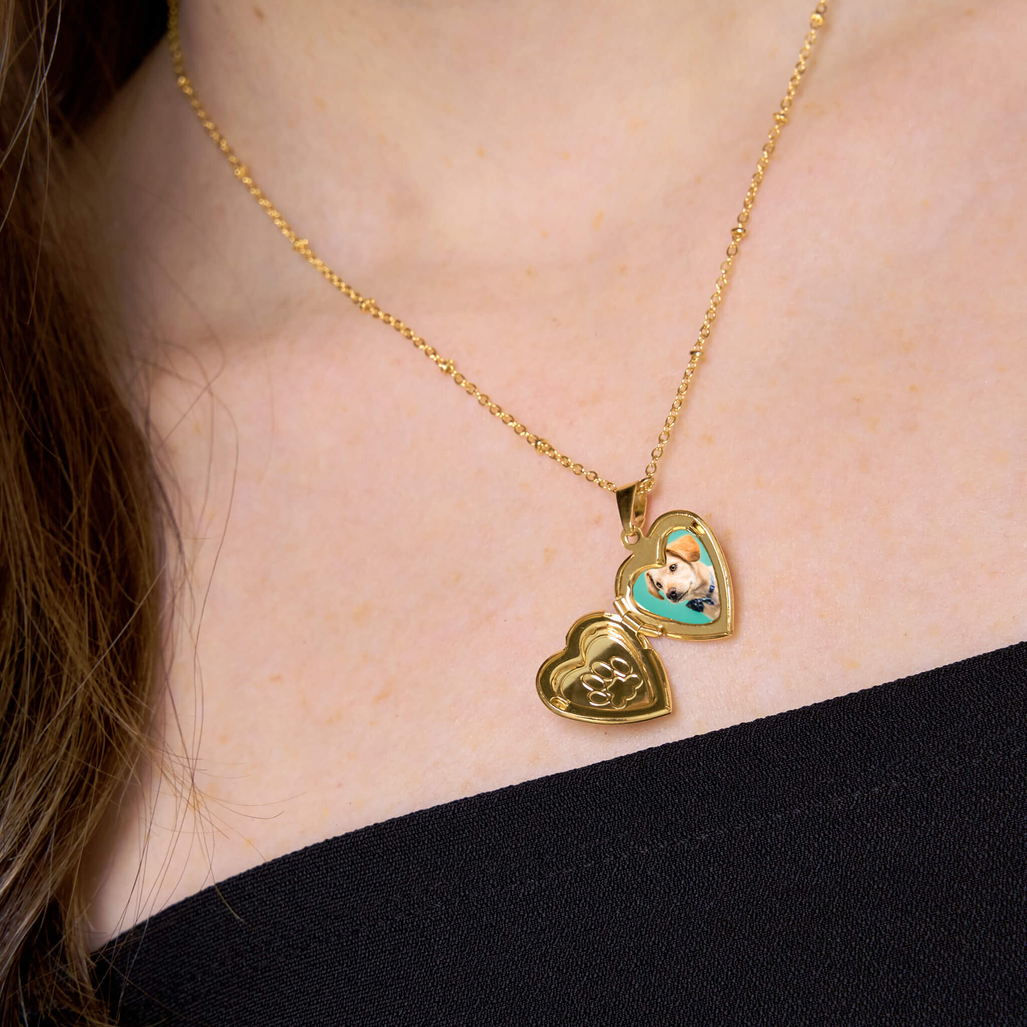 Cadena Relicario Corazón Huella Mascota con Significado