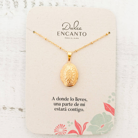 Cadena Relicario Ovalado Mandala Floral en Relieve