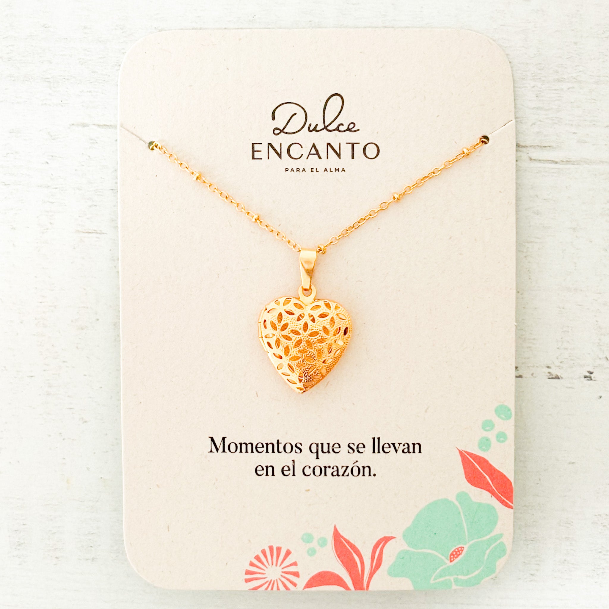 Cadena Relicario Corazón Pétalos