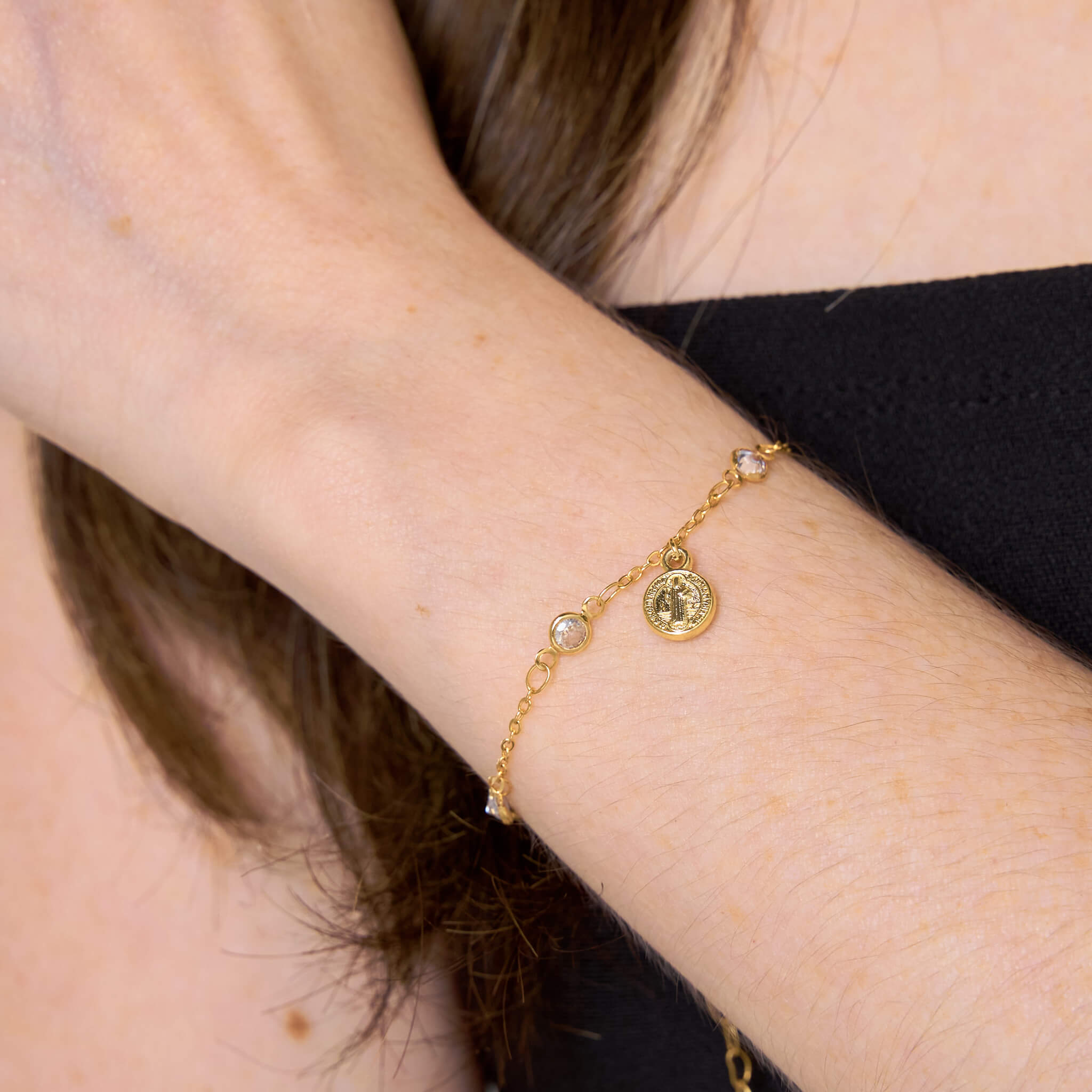 Pulsera San Benito Zircón Broche Con Significado