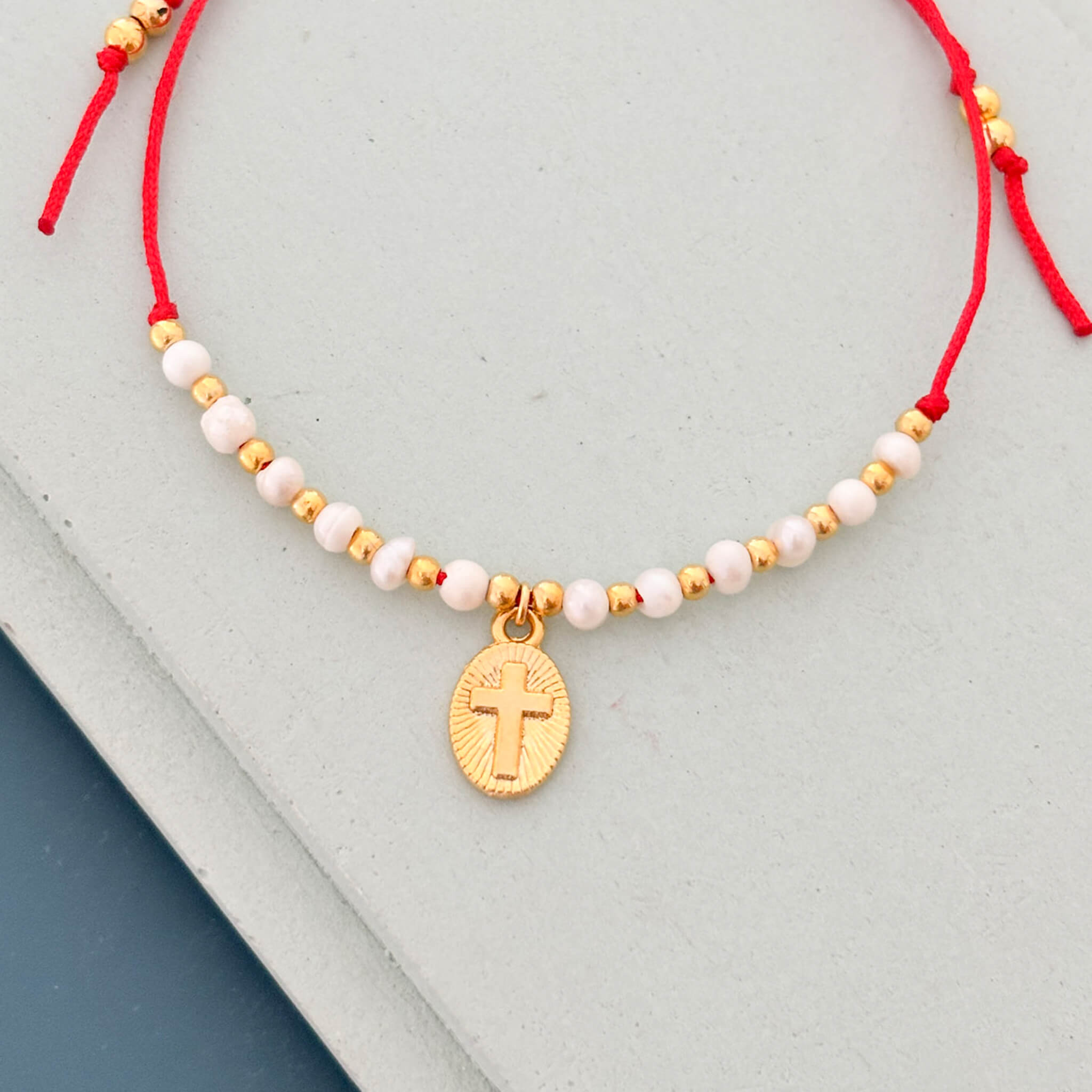Pulsera Cruz Perlas De Agua Dulce Ajustable Con Significado
