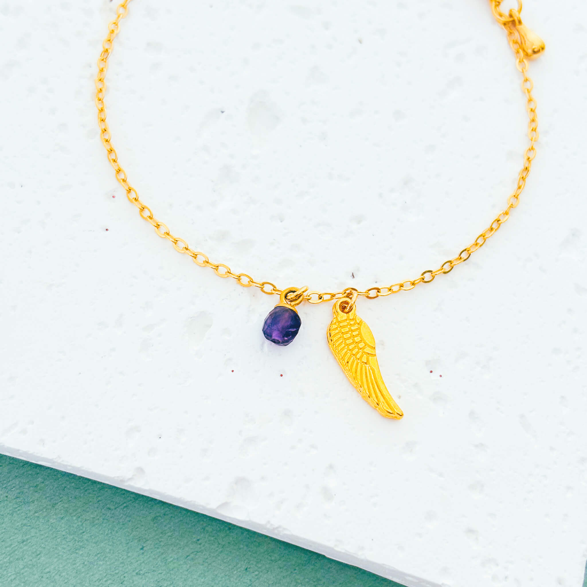 Pulsera Ala de Ángel Cristal Amatista con Broche