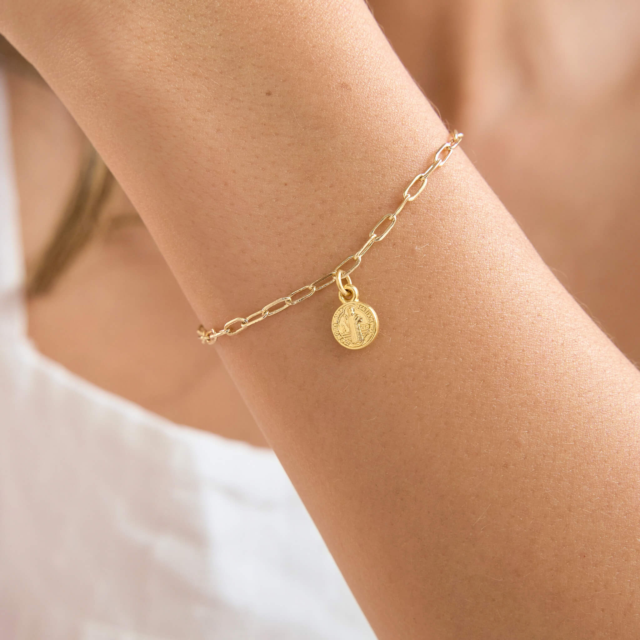Pulsera San Benito Broche Cadena Grande Con Significado