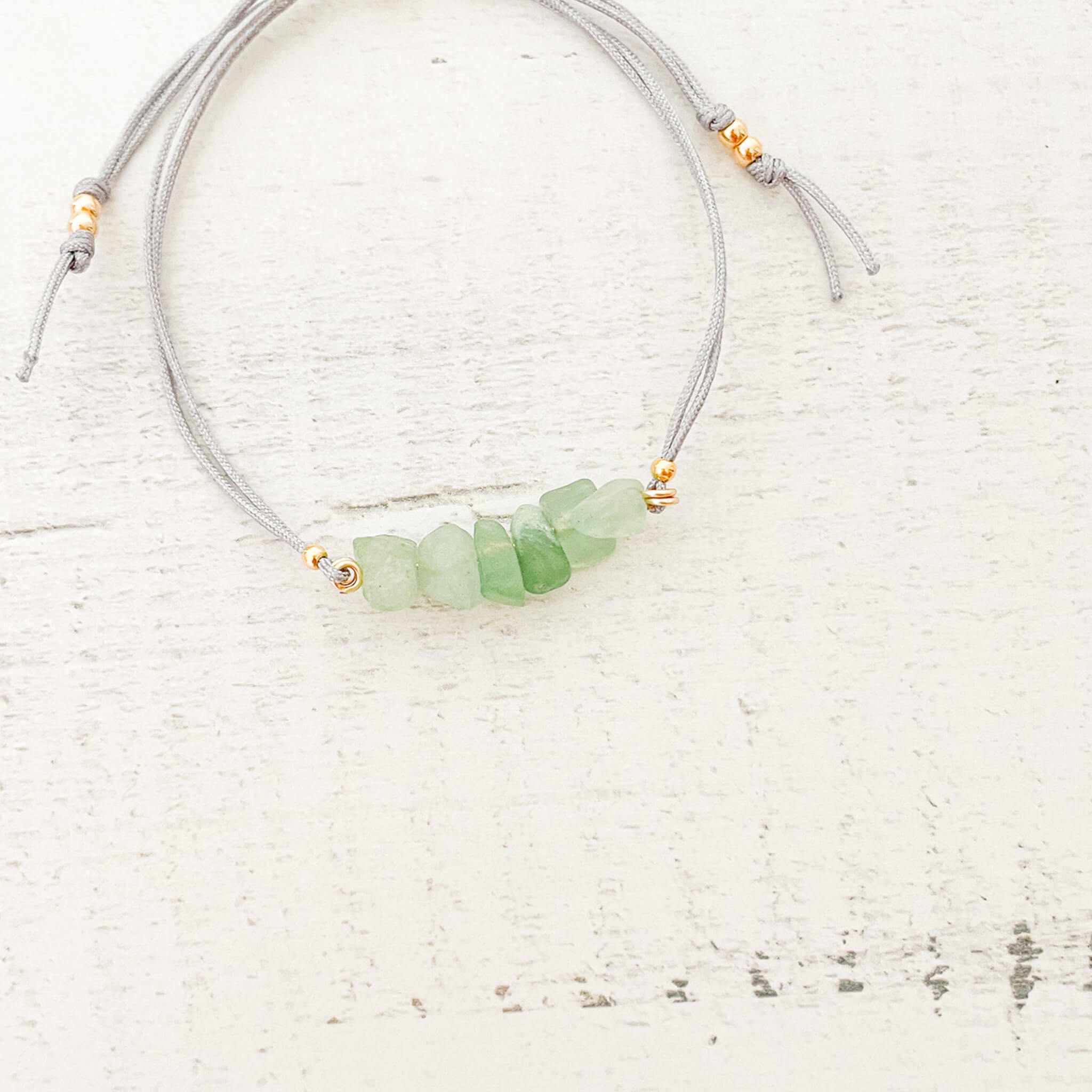 Pulsera Jade Verde Piedra Natural Hilo Gris