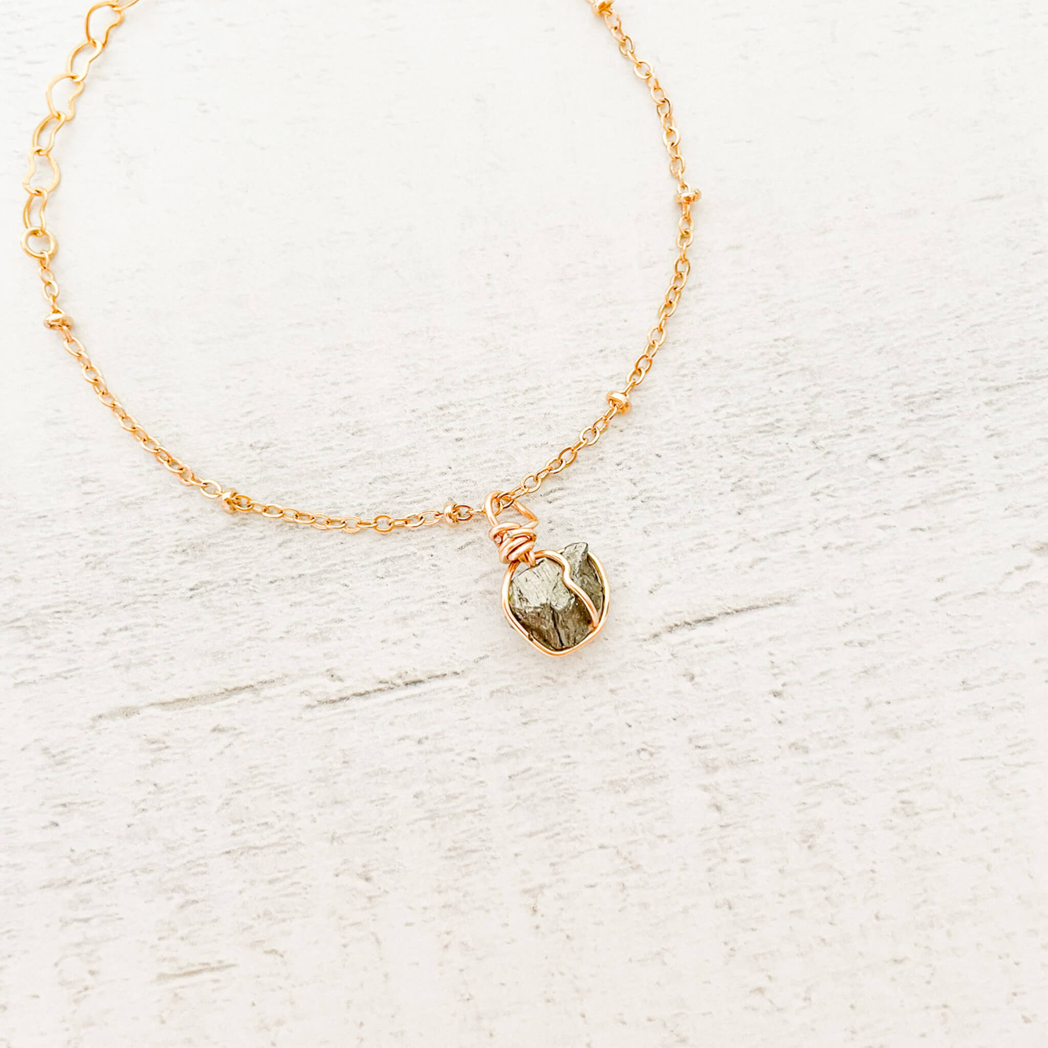 Pulsera Pirita Piedra Natural Broche Cadena