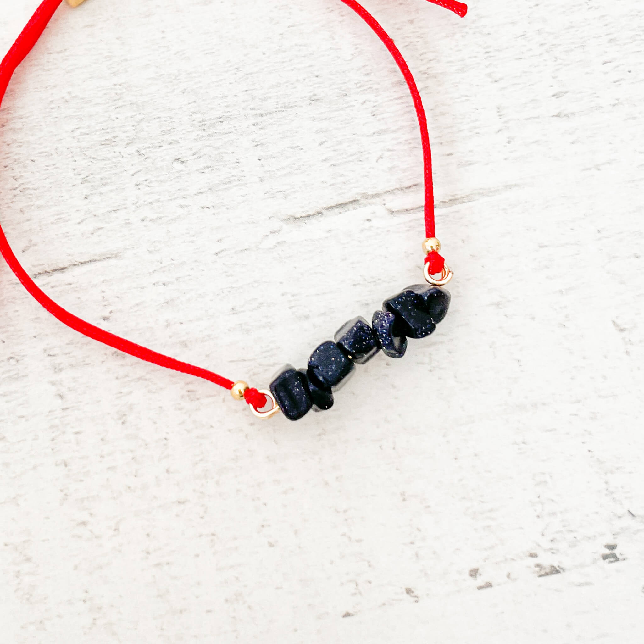 Pulsera Lluvia De Plata Piedra Natural Hilo Rojo