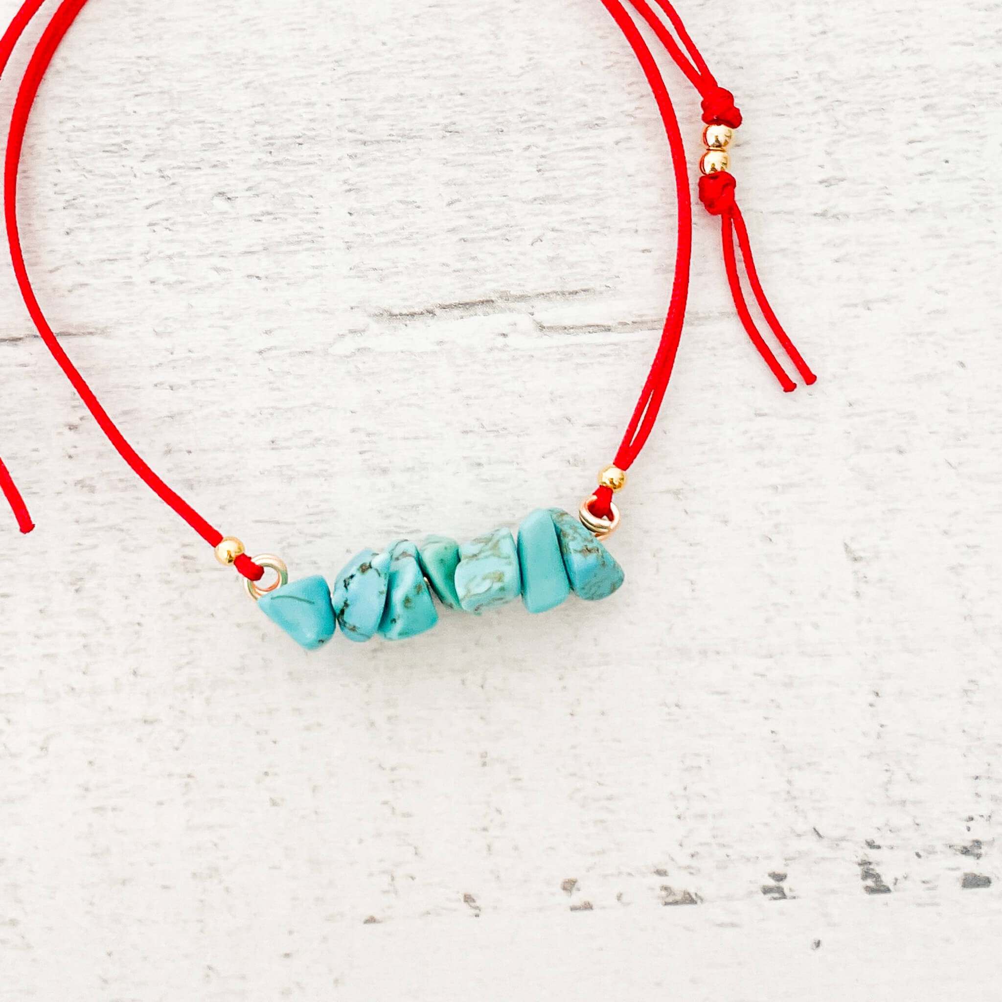 Pulsera Turquesa Piedra Natural Hilo Rojo