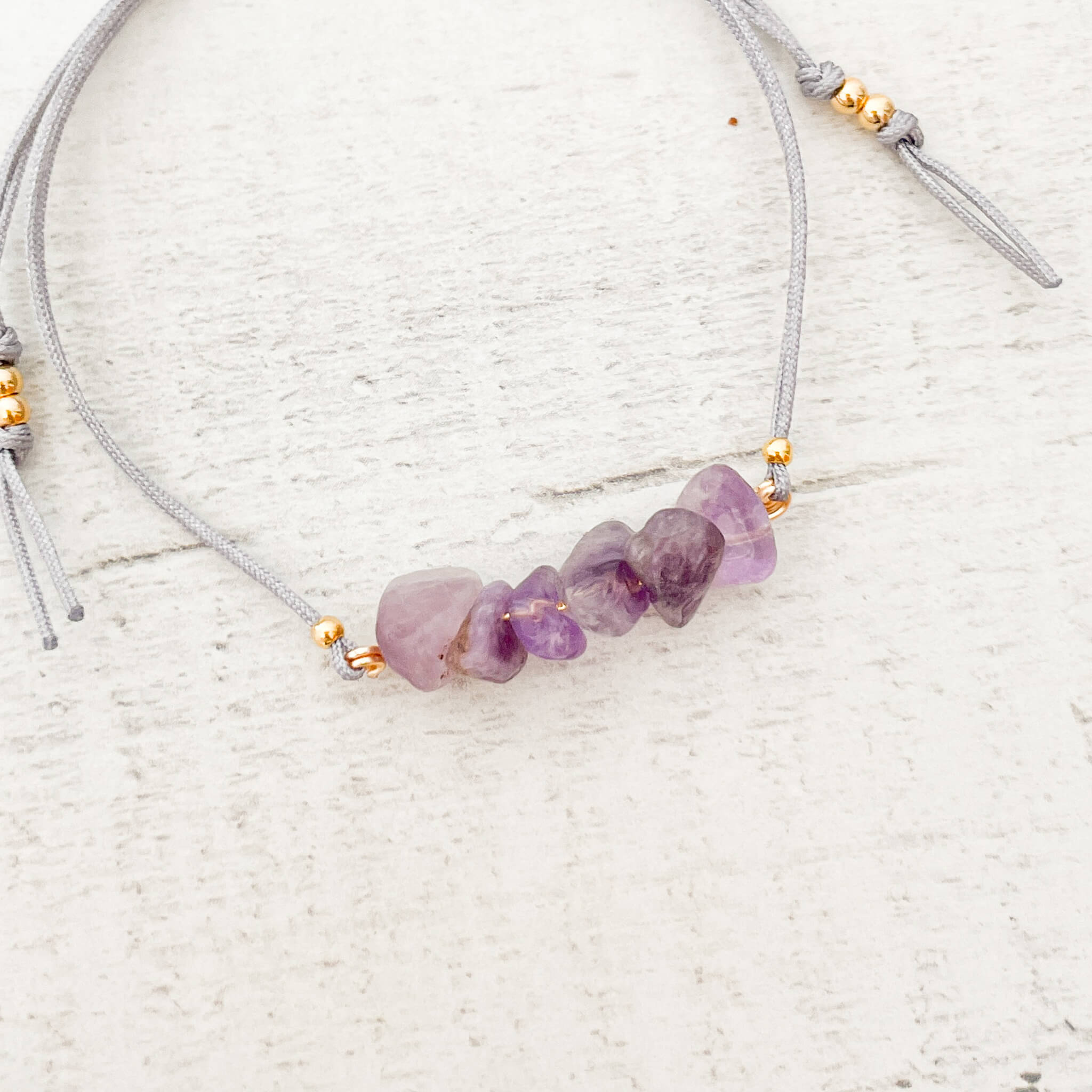 Pulsera Amatista Piedra Natural Hilo Gris