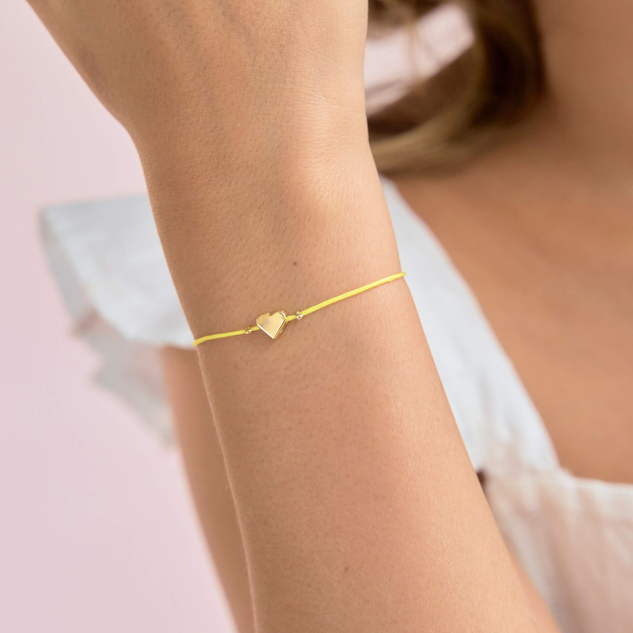 Pulsera Hilo La Vida Debería Ser Amarilla Amar Y Ya