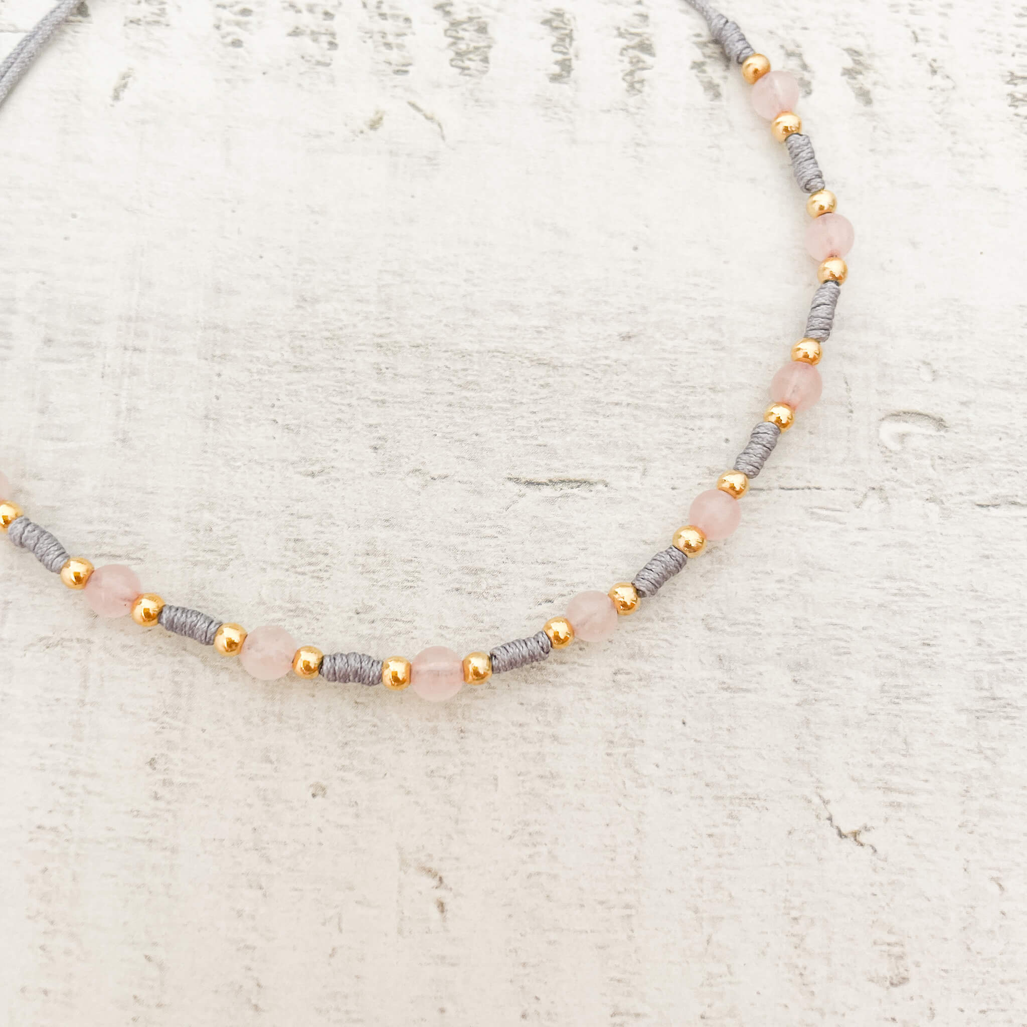 Tobillera Cuarzo Rosado Cuentas Hilo Gris