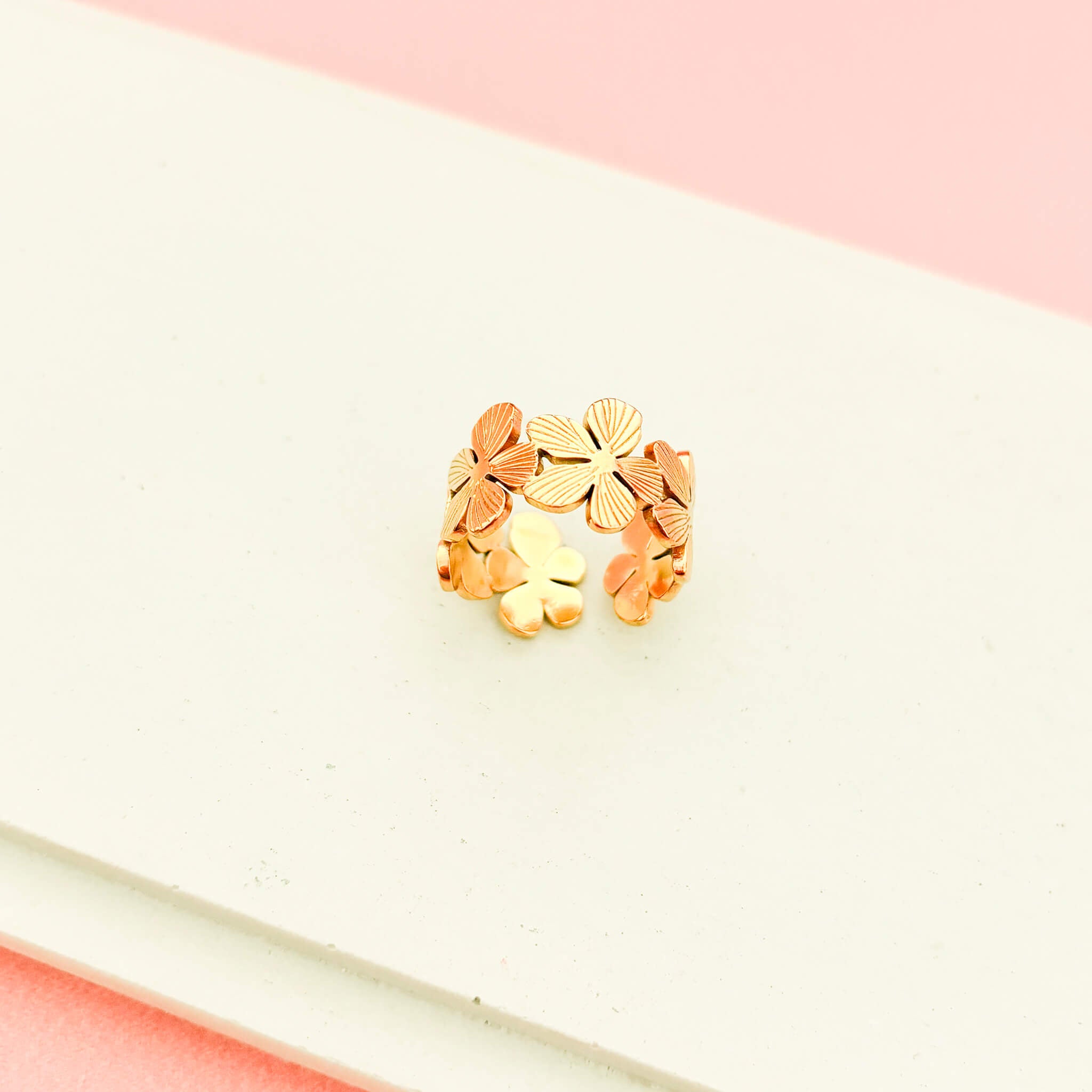 Anillo Flores Primavera Grandes Abierto