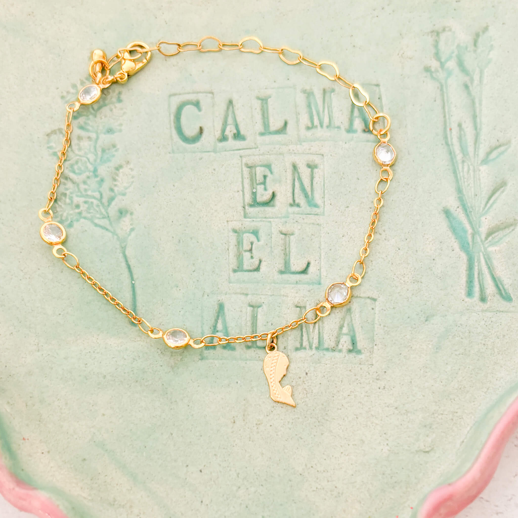 Pulsera Virgencita Zircón Broche Con Significado